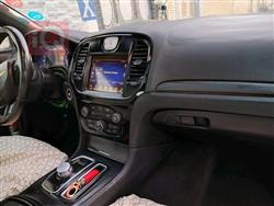 کرایسلەر 300